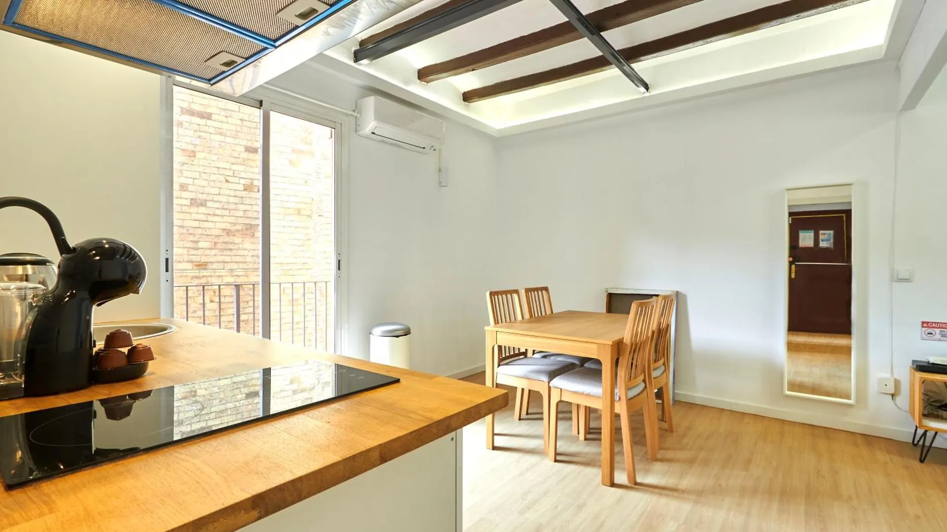 Ma Bright Apartment Next To Parc De Montjuic Spain