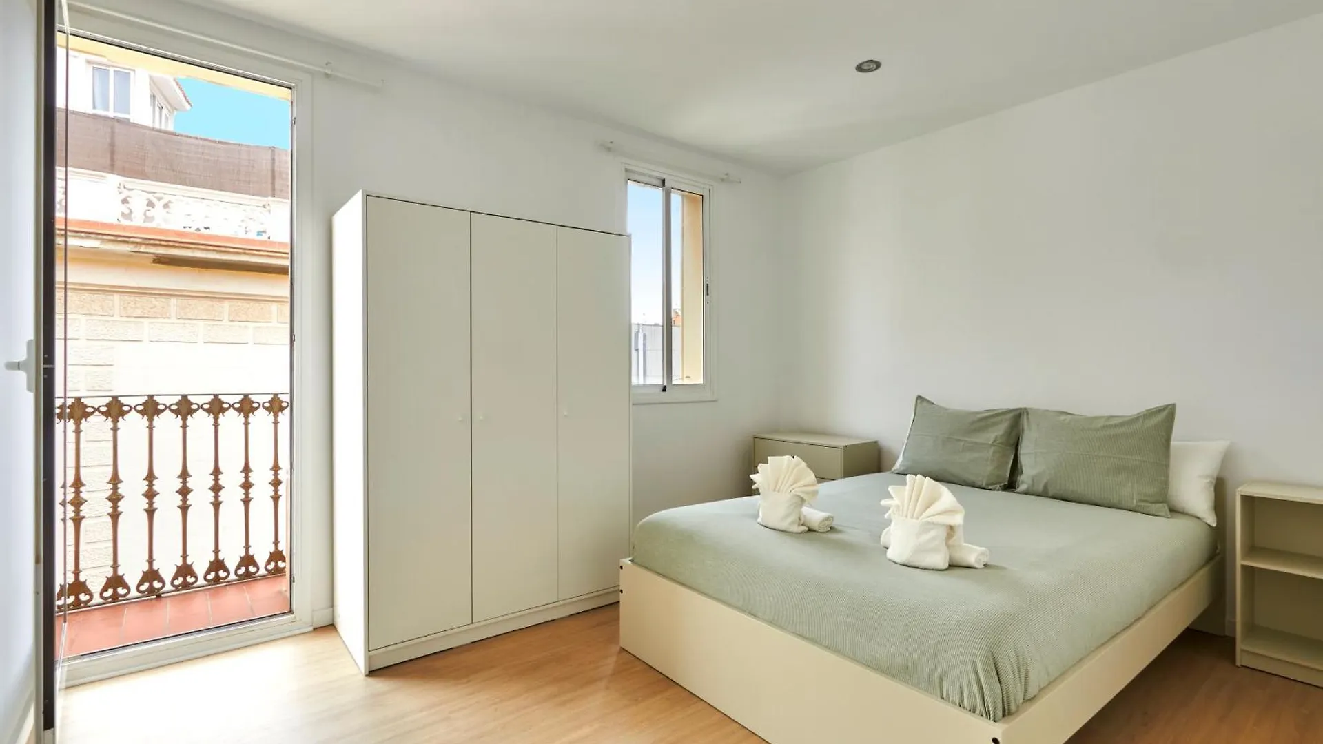 Ma Bright Apartment Next To Parc De Montjuic