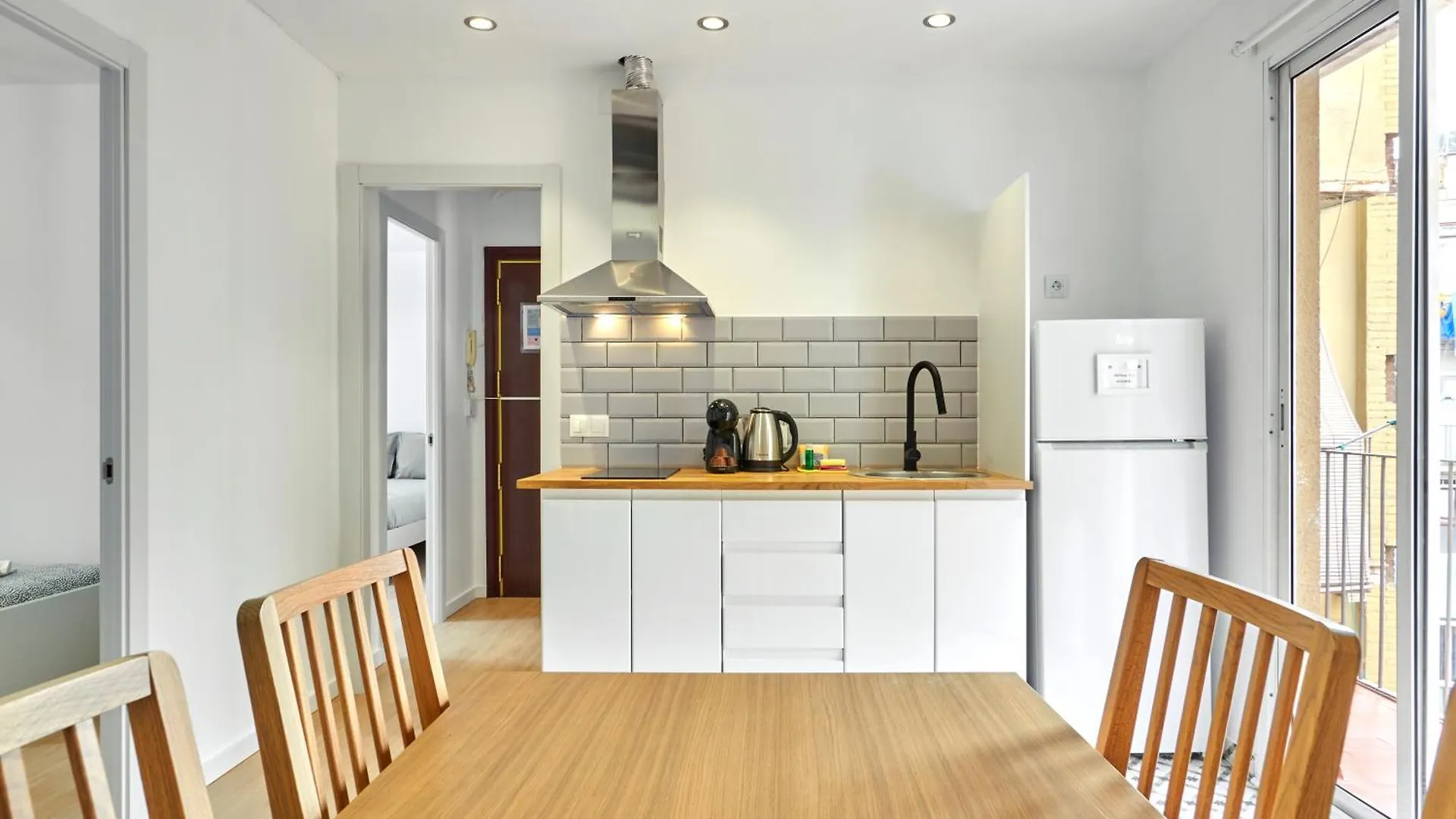 Ma Bright Apartment Next To Parc De Montjuic  Barcelona