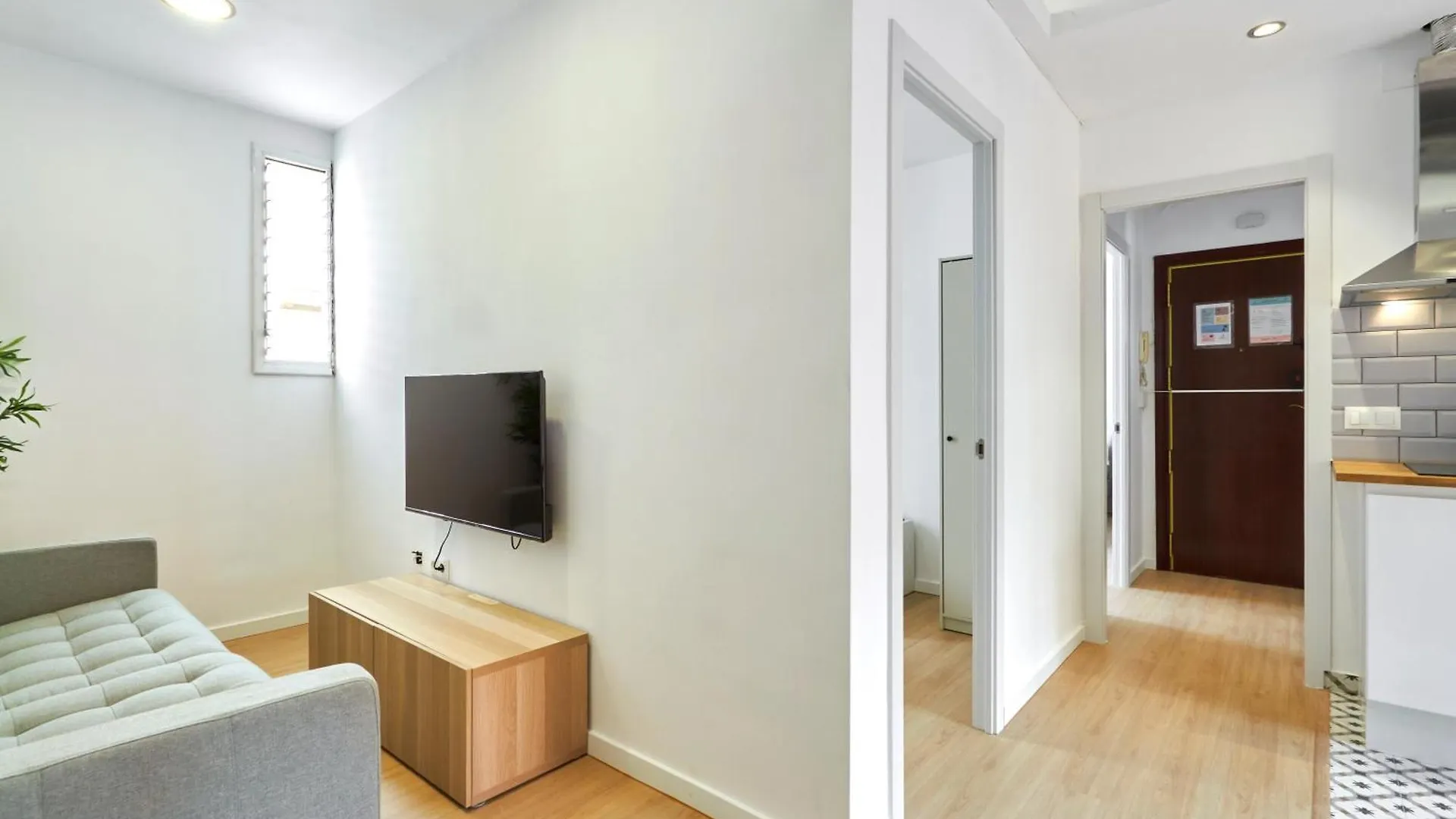 Ma Bright Apartment Next To Parc De Montjuic Barcelona