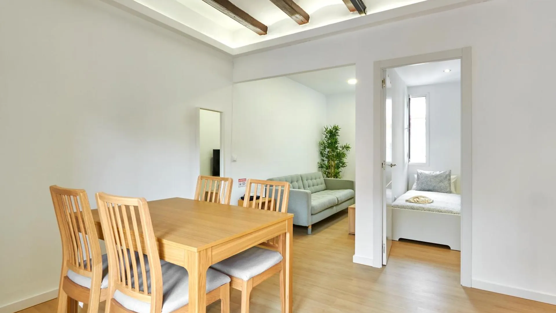 Ma Bright Apartment Next To Parc De Montjuic
